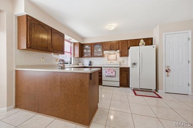3801 Hermitage Lane, St Peters, MO 63376