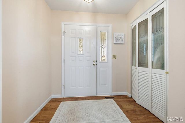 3801 Hermitage Lane, St Peters, MO 63376
