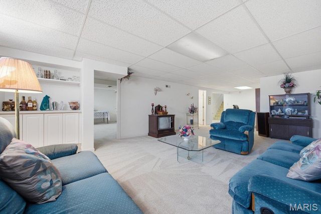 3801 Hermitage Lane, St Peters, MO 63376