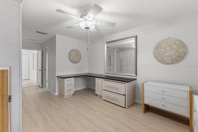 2836 QUAIL HOLLOW ROAD W, Clearwater, FL 33761