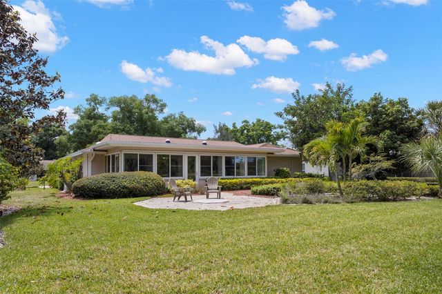 2836 QUAIL HOLLOW ROAD W, Clearwater, FL 33761