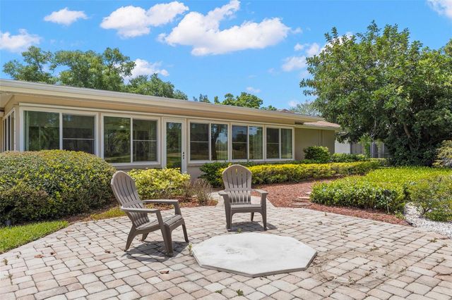 2836 QUAIL HOLLOW ROAD W, Clearwater, FL 33761