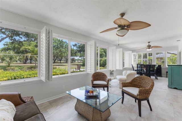 2836 QUAIL HOLLOW ROAD W, Clearwater, FL 33761