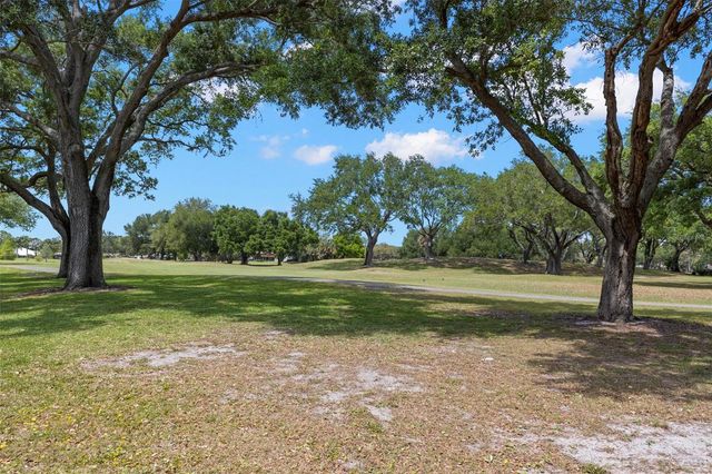 2836 QUAIL HOLLOW ROAD W, Clearwater, FL 33761