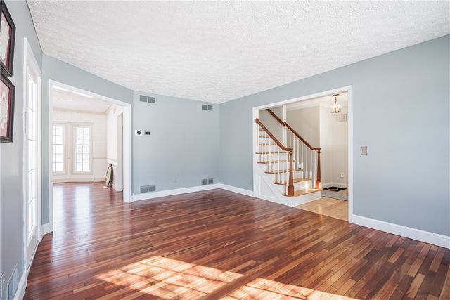 20 Ashwood Knoll, Chili, NY 14624