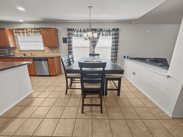 8828 King Ranch Drive, Cross Roads, TX 76227
