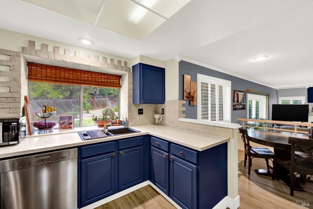 2469 Bay Hill Cir, Fairfield, CA 94534
