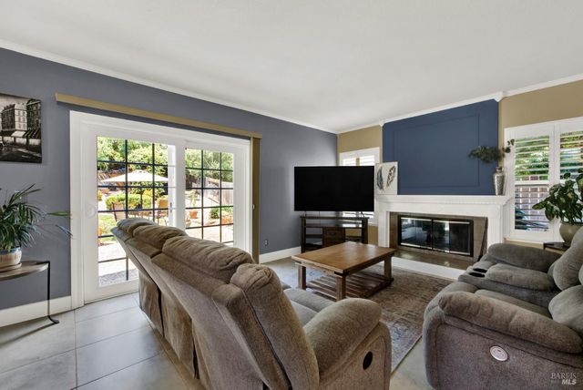 2469 Bay Hill Cir, Fairfield, CA 94534