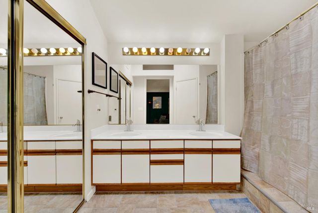 2469 Bay Hill Cir, Fairfield, CA 94534