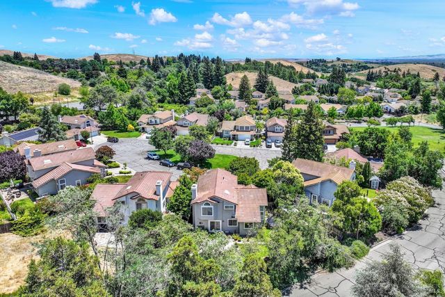 2469 Bay Hill Cir, Fairfield, CA 94534