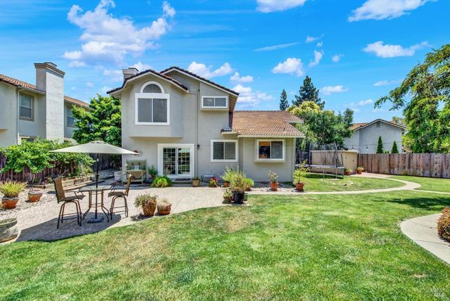2469 Bay Hill Cir, Fairfield, CA 94534