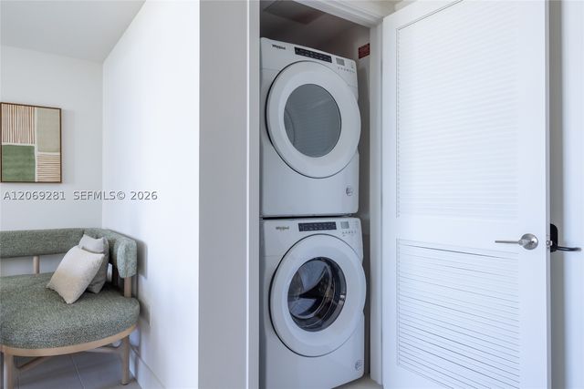 159 NE 6th St 3013, Miami, FL 33132