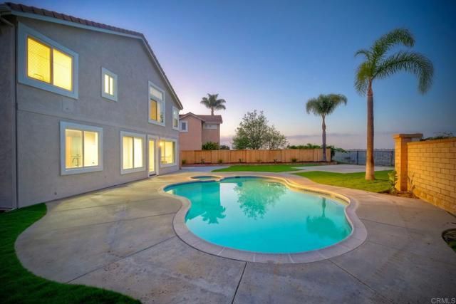 5698 Greenshade, San Diego, CA 92121