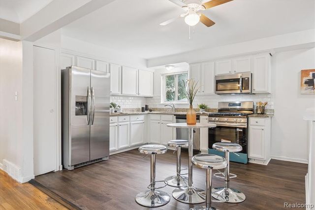 20830 Lantz Street, Clinton Township, MI 48035