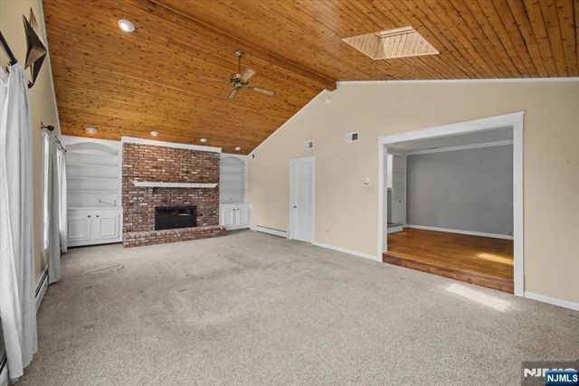 32 Highview Avenue, Woodcliff Lake, NJ 07677