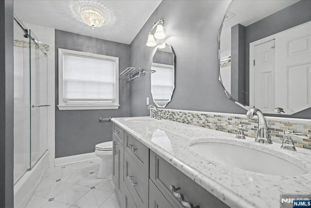 32 Highview Avenue, Woodcliff Lake, NJ 07677