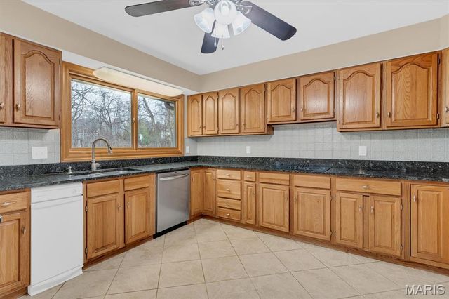 1304 Bridge Creek Trail, Ellisville, MO 63021