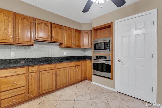 1304 Bridge Creek Trail, Ellisville, MO 63021