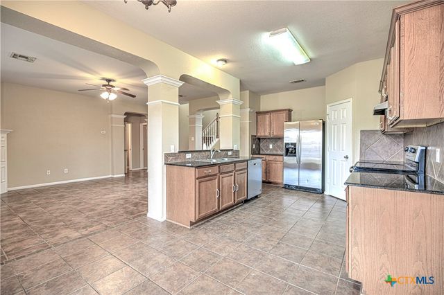 209 Crowfoot Drive, Harker Heights, TX 76548