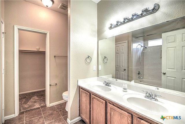 209 Crowfoot Drive, Harker Heights, TX 76548