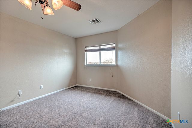 209 Crowfoot Drive, Harker Heights, TX 76548