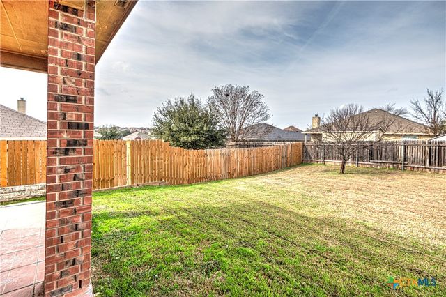 209 Crowfoot Drive, Harker Heights, TX 76548