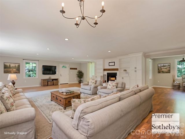 18 Bran Rick Lane, Arden, NC 28704