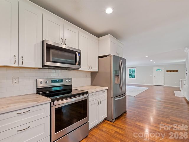18 Bran Rick Lane, Arden, NC 28704