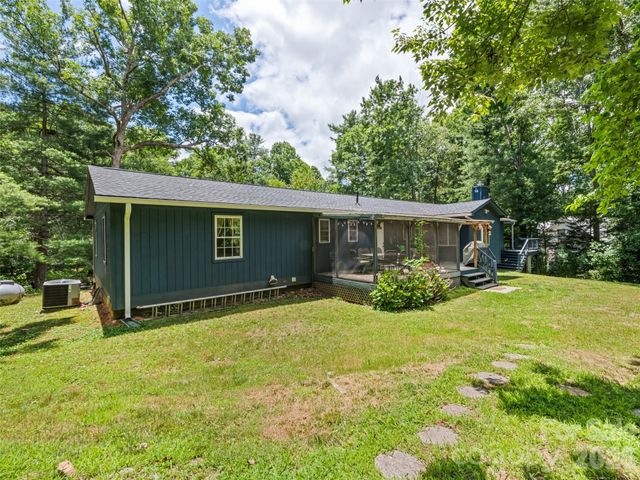 18 Bran Rick Lane, Arden, NC 28704