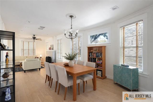 101 S 4th Avenue, Highland Park, NJ 08904