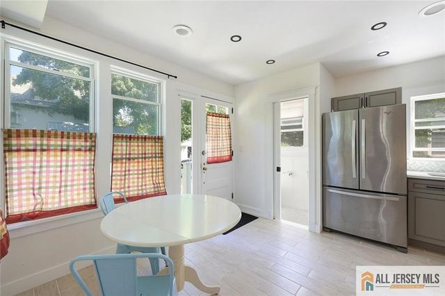 101 S 4th Avenue, Highland Park, NJ 08904