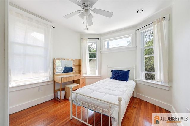 101 S 4th Avenue, Highland Park, NJ 08904