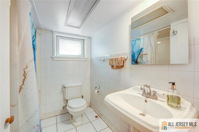 101 S 4th Avenue, Highland Park, NJ 08904