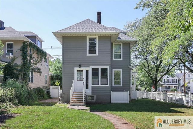 101 S 4th Avenue, Highland Park, NJ 08904