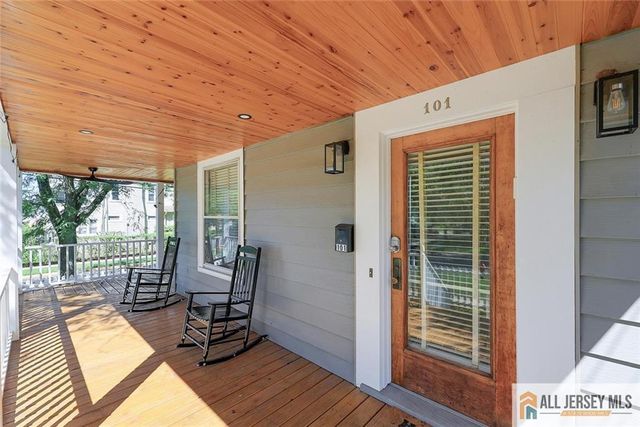 101 S 4th Avenue, Highland Park, NJ 08904