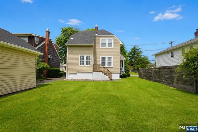 328 Mayhill Street, Saddle Brook, NJ 07663
