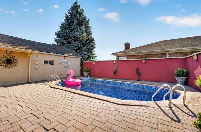 25-36 163rd Street, Flushing, NY 11358