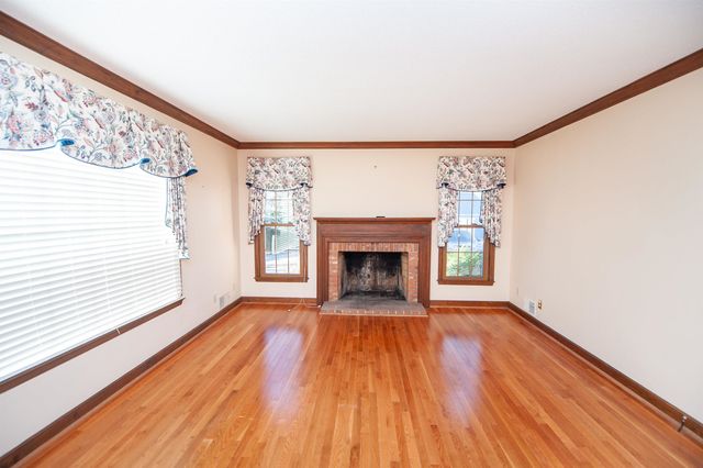 125 Williamsburg Drive, Spartanburg, SC 29302