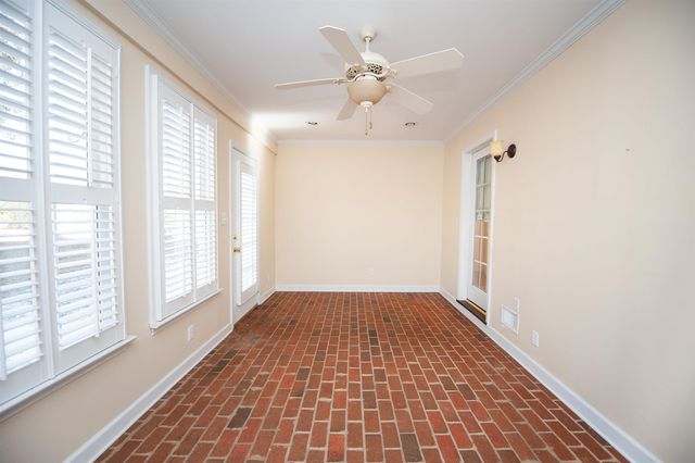 125 Williamsburg Drive, Spartanburg, SC 29302