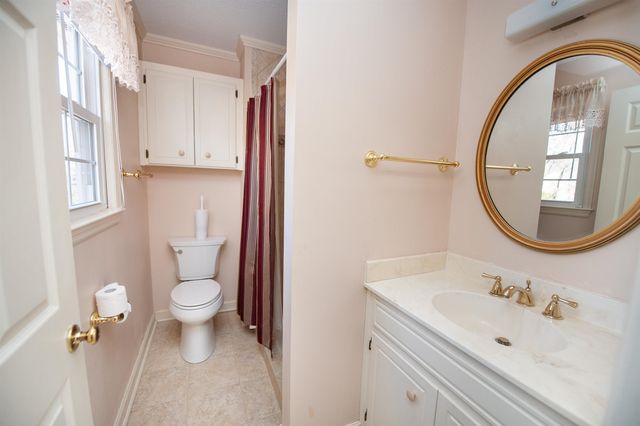 125 Williamsburg Drive, Spartanburg, SC 29302