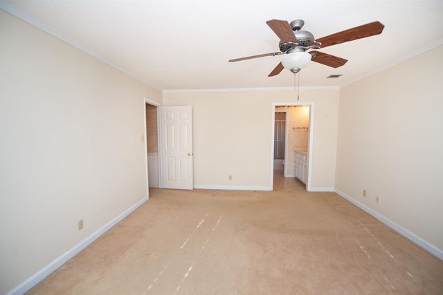 125 Williamsburg Drive, Spartanburg, SC 29302