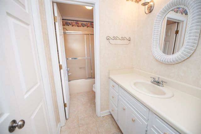 125 Williamsburg Drive, Spartanburg, SC 29302