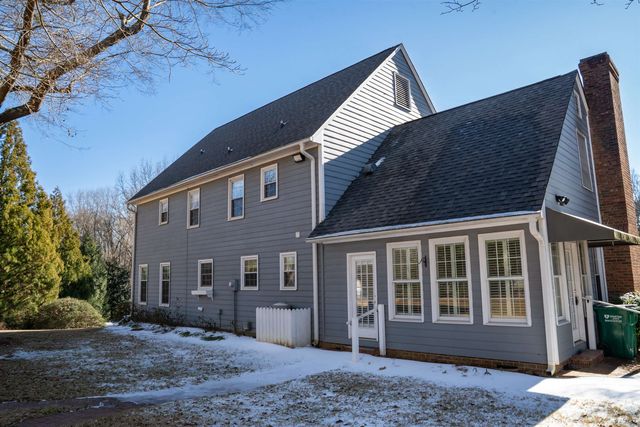 125 Williamsburg Drive, Spartanburg, SC 29302