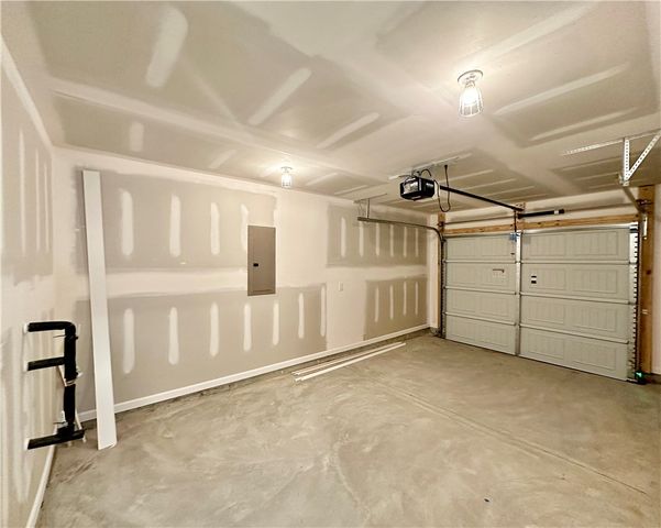 571 Seaborn Circle, Pendleton, SC 29670