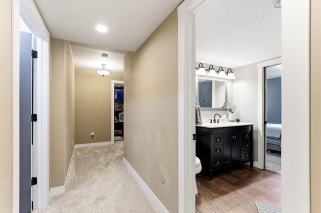 17152 Gage Way, Lakeville, MN 55024