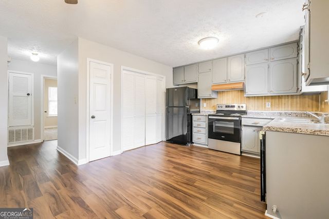 6368 Steepleridge Court, Riverdale, GA 30296