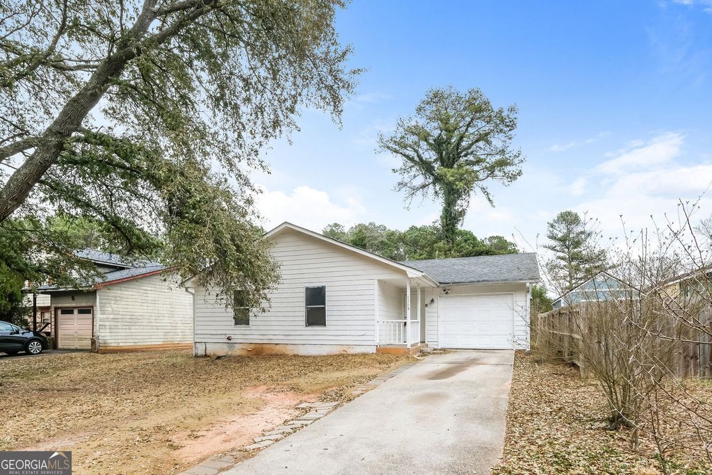 6368 Steepleridge Court, Riverdale, GA 30296