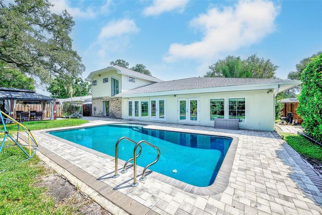 812 WILLOWBRANCH AVENUE, Clearwater, FL 33764