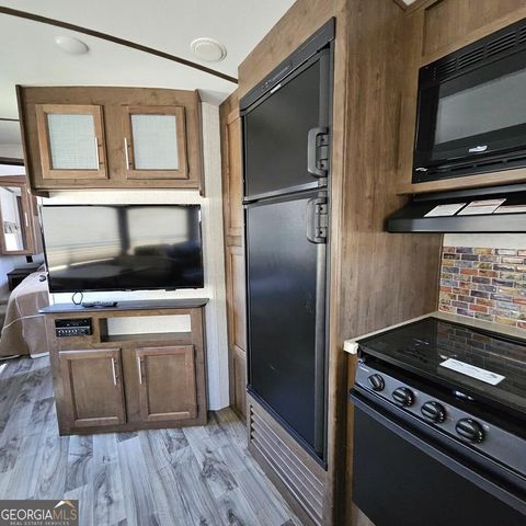 4 Mountain Meadows Drive, Morganton, GA 30560