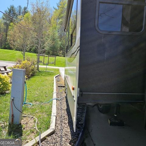 4 Mountain Meadows Drive, Morganton, GA 30560